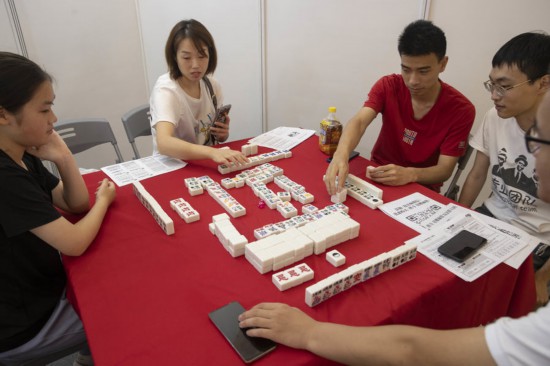 寻找2026年的观众、教00后打麻将……他们为何参加CCG？