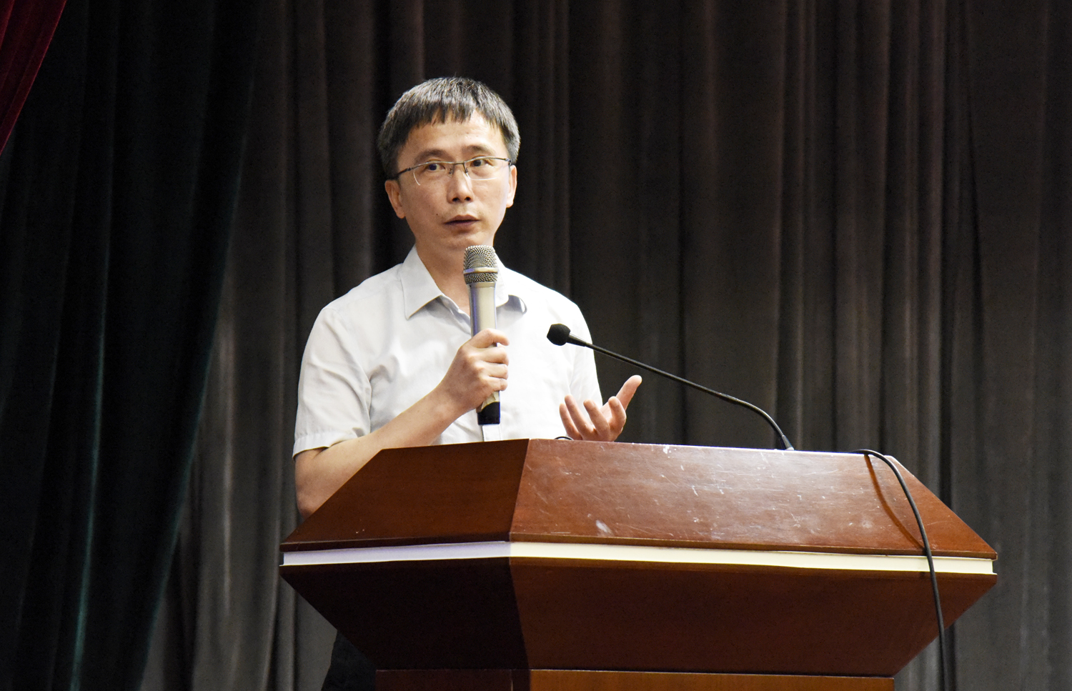 2024上海街镇微信公众号分享座谈会举行