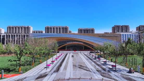 新华独家丨电影摇篮光影之约——写在第十九届中国长春电影节开幕之际(图2)