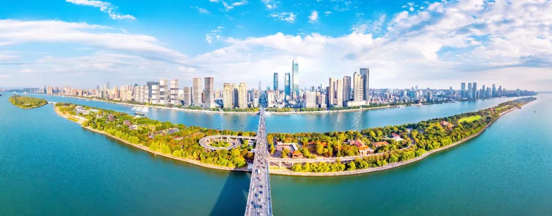 九游娱乐：长平丨中国新媒体大会的“朋友圈”就这样越来越广……(图6)