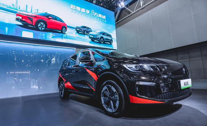 2024广州车展睿蓝汽车：活出特色用可充可换可升级应对“卷”(图7)