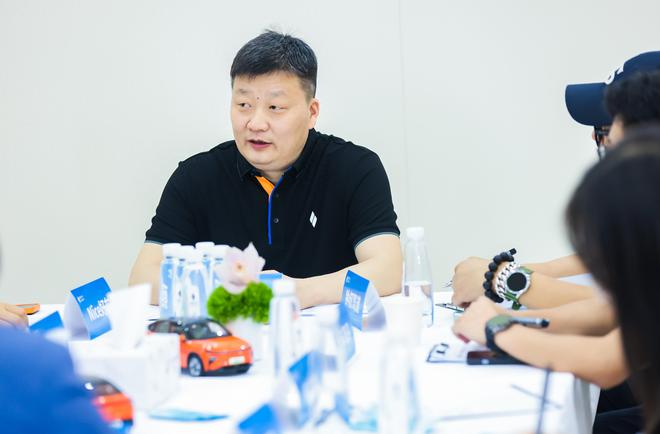 2024广州车展睿蓝汽车：活出特色用可充可换可升级应对“卷”