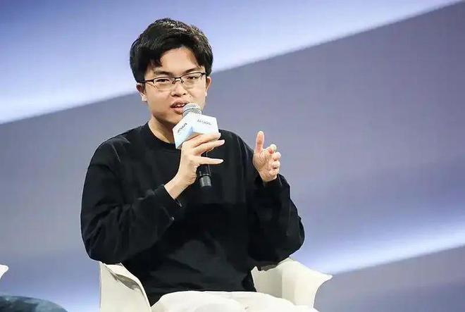 大佬的2024双面杨植麟(图3)