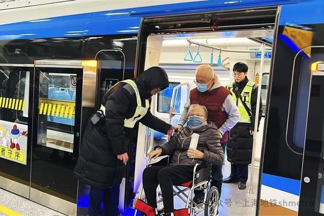 九游娱乐：345亿人次：上海地铁春运“成绩单”(图4)
