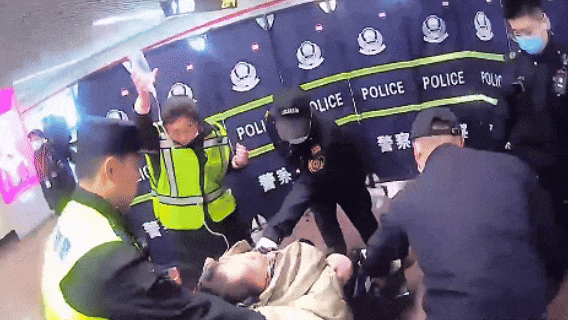 九游娱乐：345亿人次：上海地铁春运“成绩单”(图9)