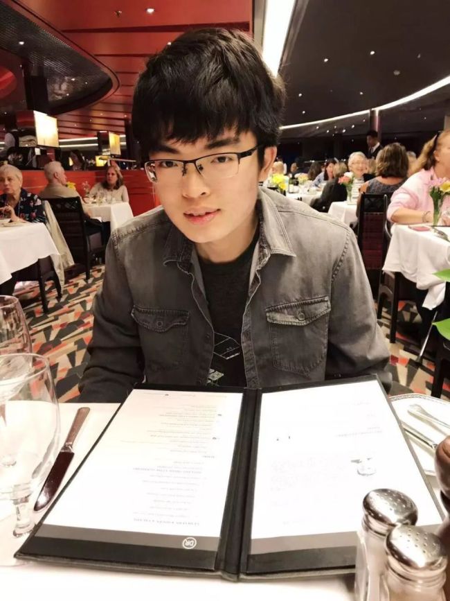 90后挑起了AI大梁中国大模型90后第一人(图5)